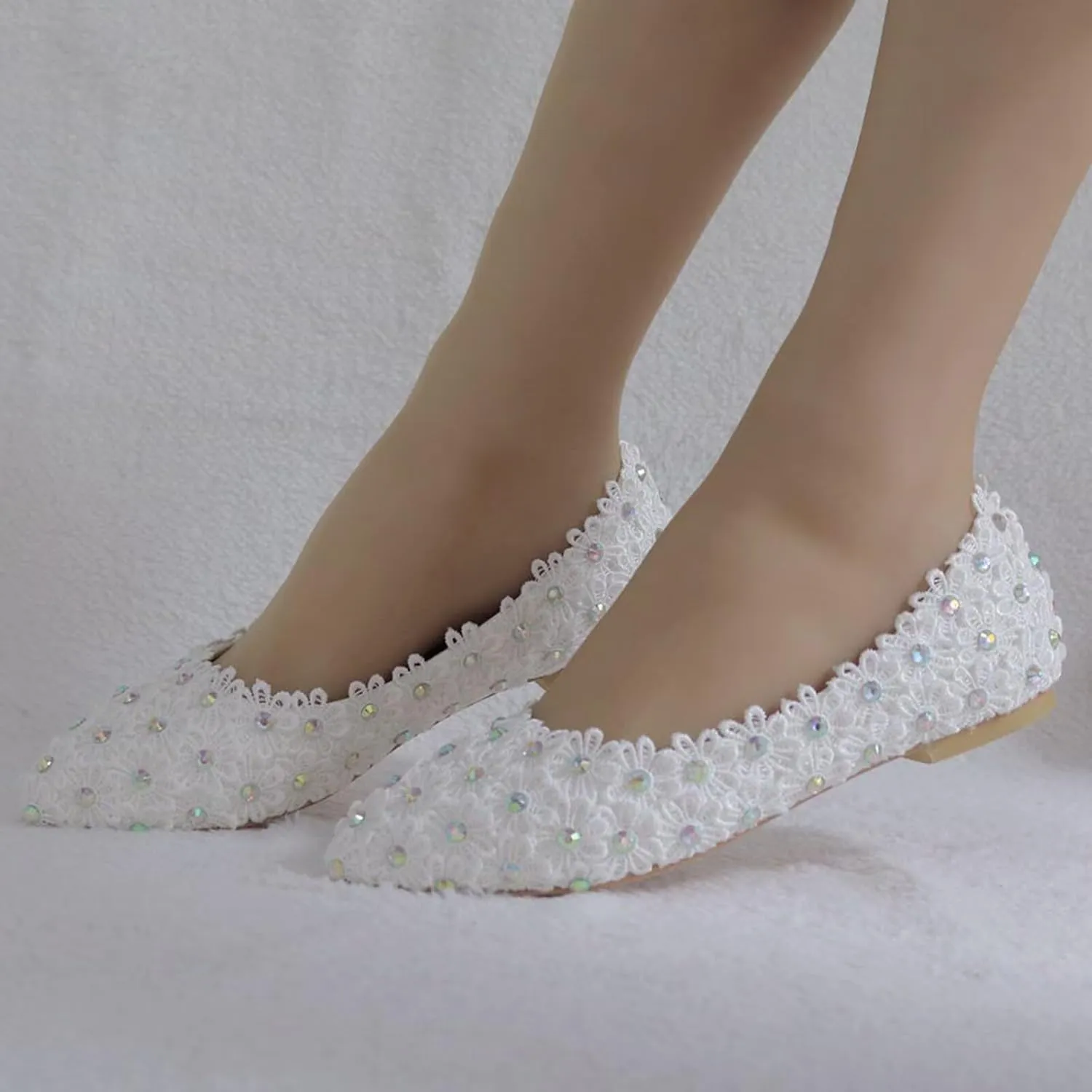 HNVAVQ Elegant Bridal Shoes with Rhinestones Pointed Toe Wedding Shoes for Bride, Bridesmaid Cute Lace Ballet Flats Loafers for Weddings Evening Parties Engagements Ceremony