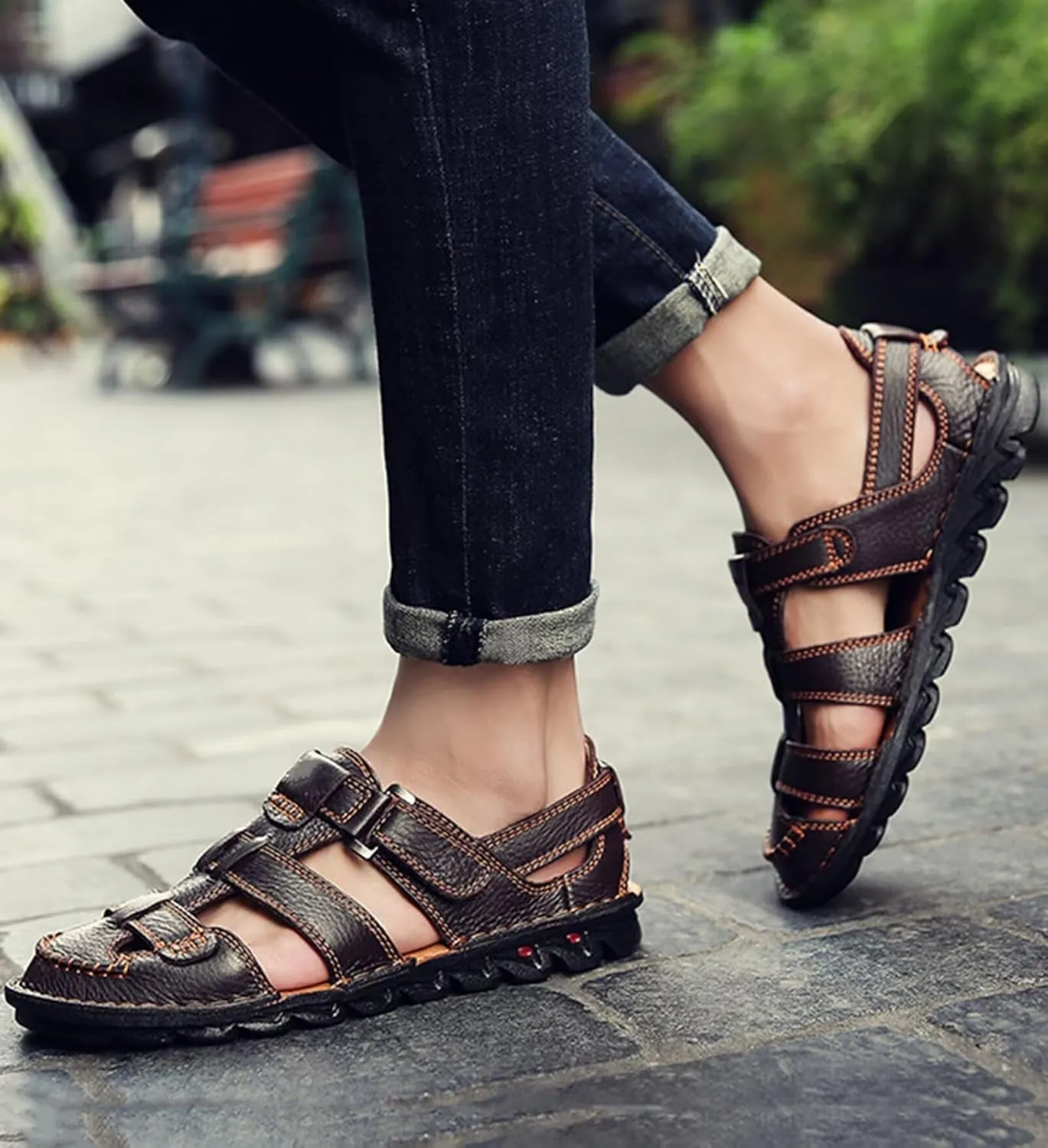 Leather Sandals Men's Closed Toe Water Shoes Summer Fisherman Sandals Athletic Outdoor Walking Hiking Sports Sandals Waterproof Beach Sandals