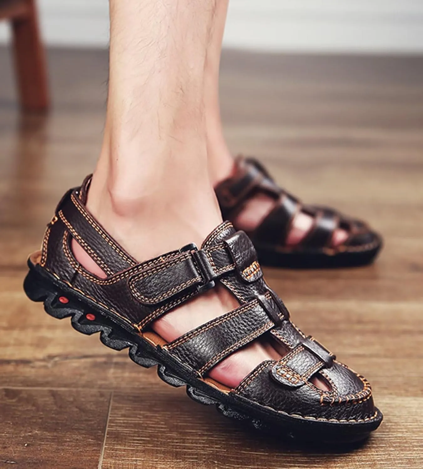 Leather Sandals Men's Closed Toe Water Shoes Summer Fisherman Sandals Athletic Outdoor Walking Hiking Sports Sandals Waterproof Beach Sandals