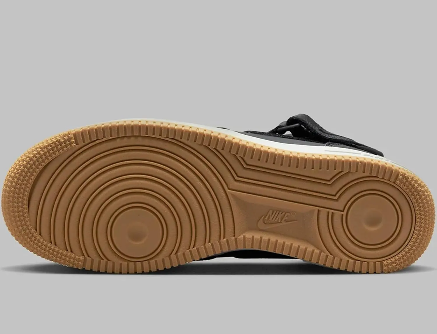 Nike Men's Low-Top Sneaker