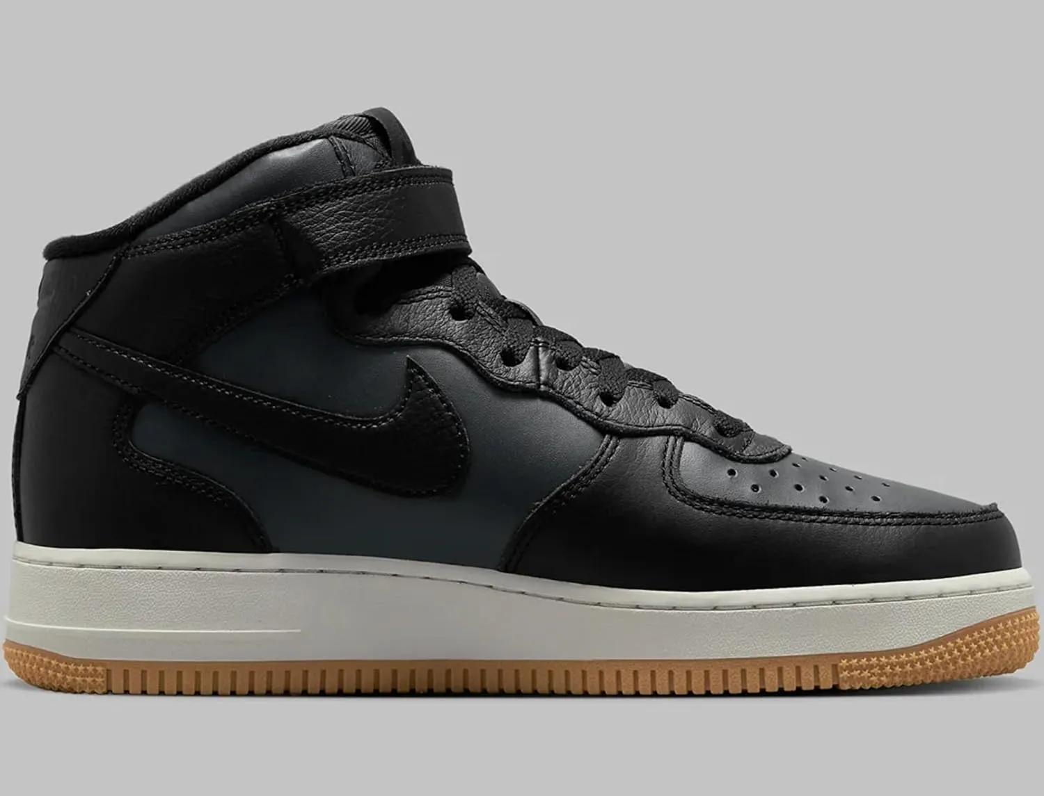 Nike Men's Low-Top Sneaker