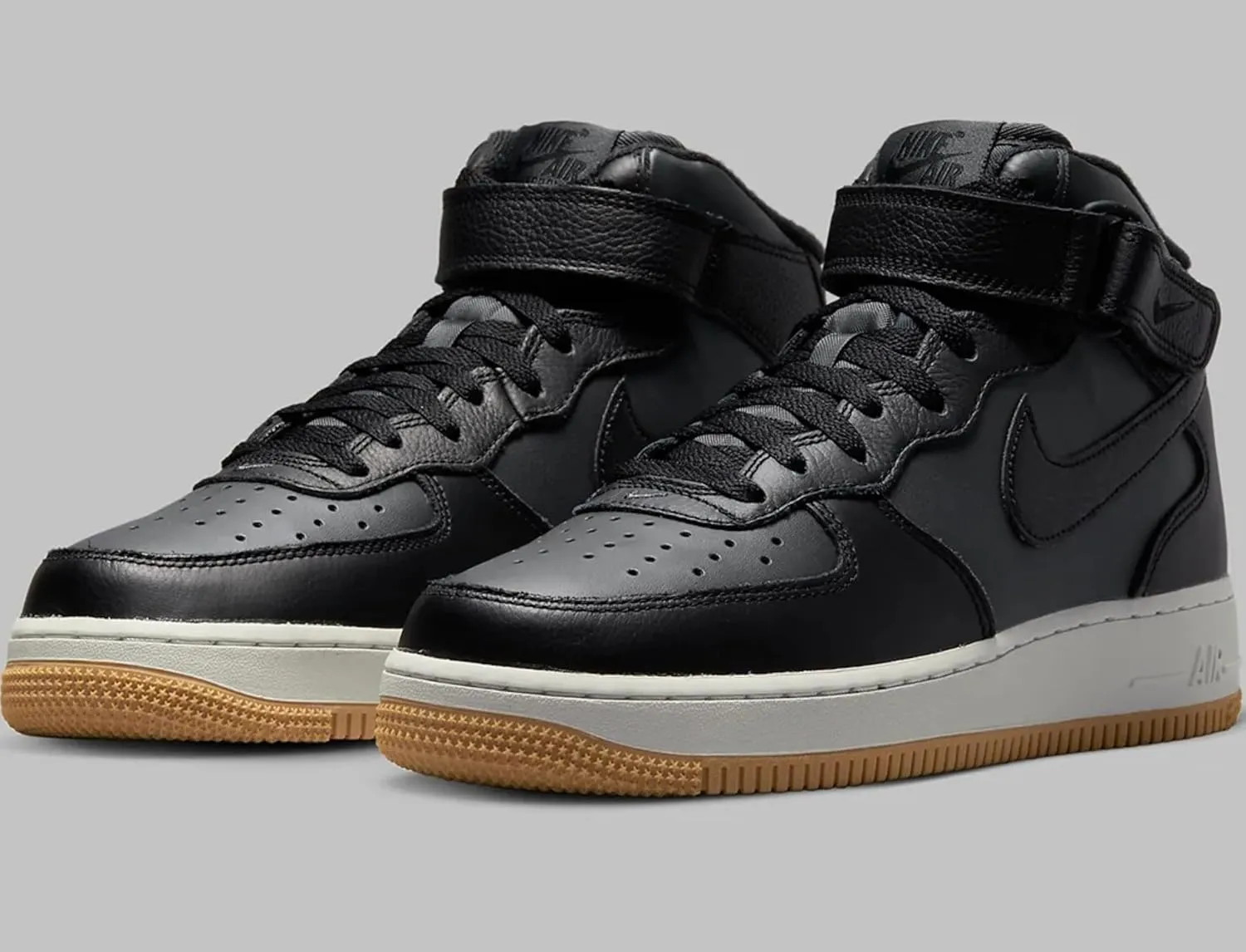 Nike Men's Low-Top Sneaker
