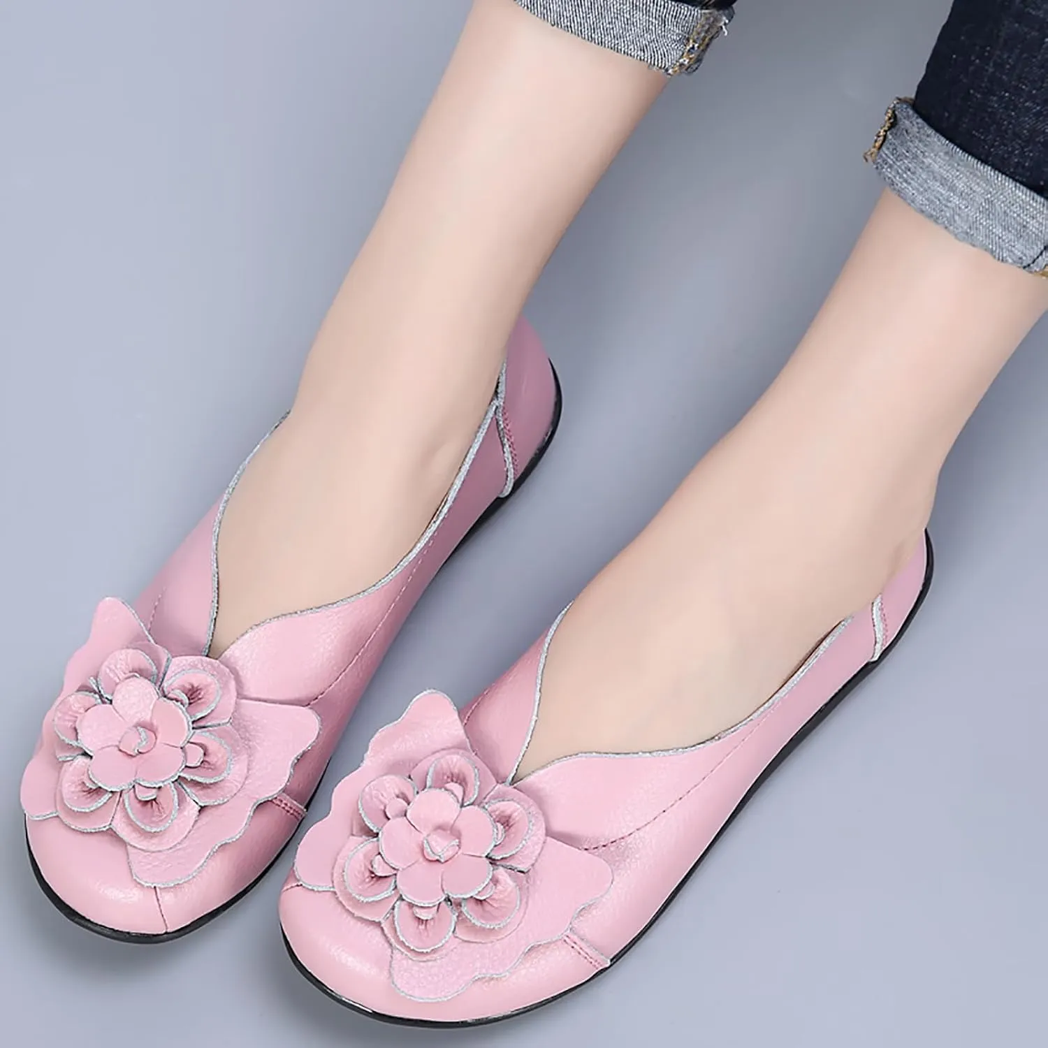 Solaud Women's Comfortable Loafers Soft Slip on Casual Round Toe Moccasins Driving Flats Work Walking Shoes
