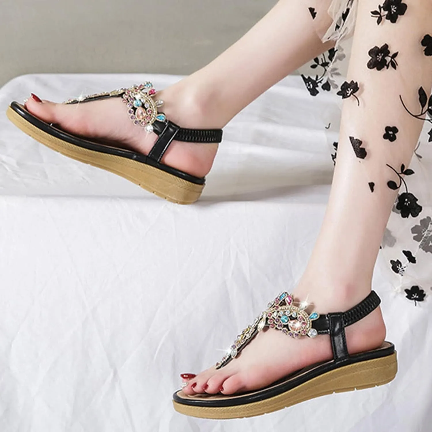Summer Fashion Rhinestones T-Strap Sandals for Women Classic Strappy Thong Mid Platform Sandal Comfy Walking Footwear