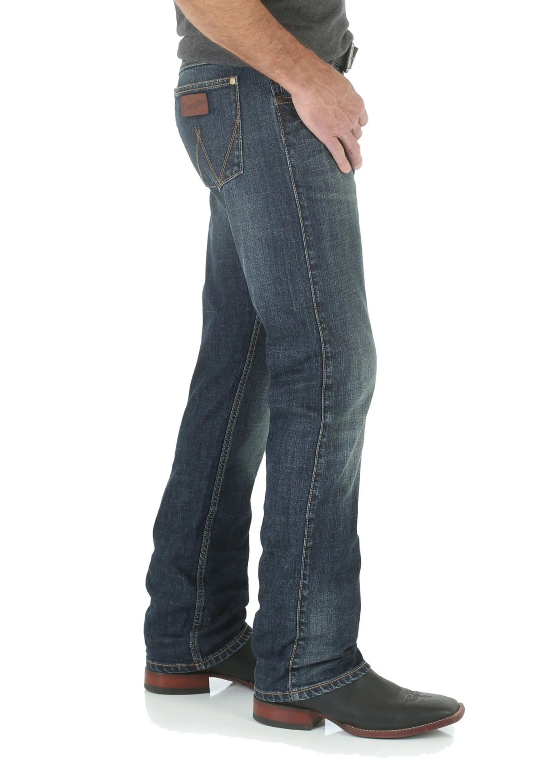 WLT88BZ Wrangler Men's Bozeman Slim Straight