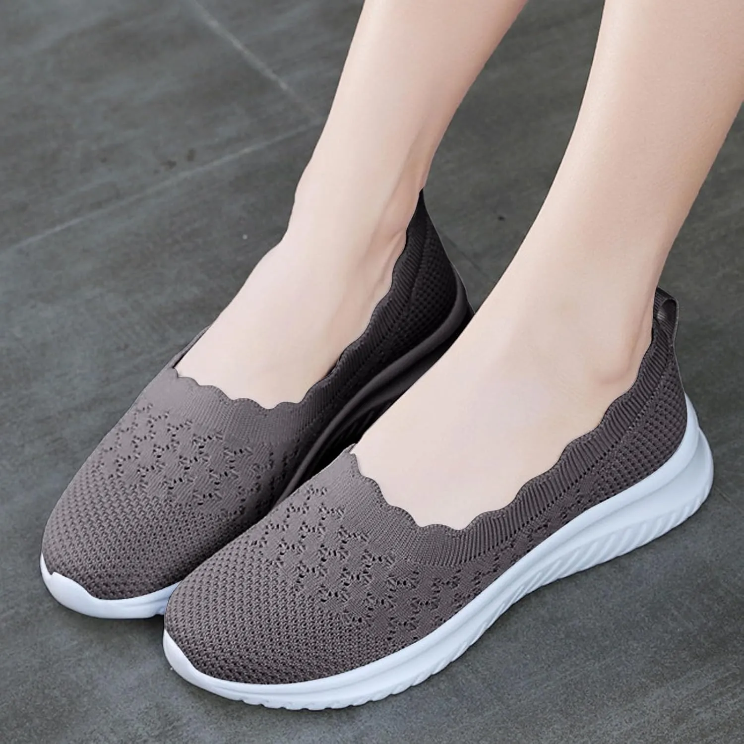 Women's Slip On Casual Flat Shoes Comfortable Breathable Knit Loafers Lightweight Walking Sneakers for Everyday