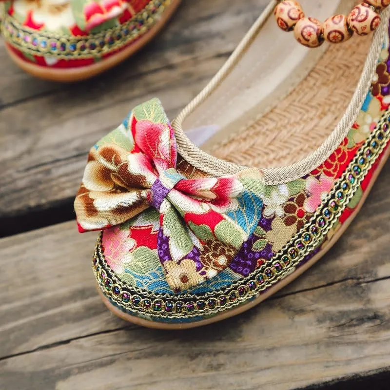 Women's Tribal Flower Platform Mules - Closed Toe Wedge Slides Sandals.Retro Ethnic Style Canvas Loafers & Slip-Ons